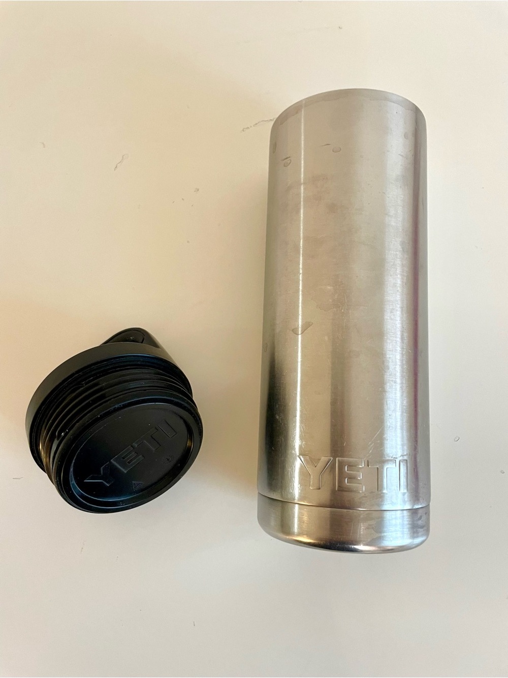 YETI Rambler 18 oz Stainless Steel Bottle with Classic Cap